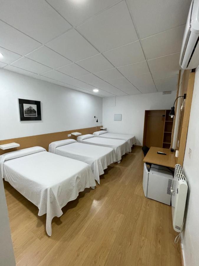 Condedu Hotel Badajoz Bagian luar foto